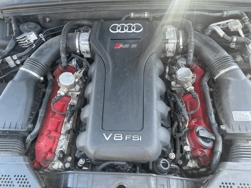 2014 Audi RS5 Engine