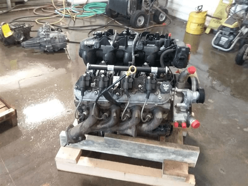 2005 Chevy AVALANCHE 1500 Used Engine