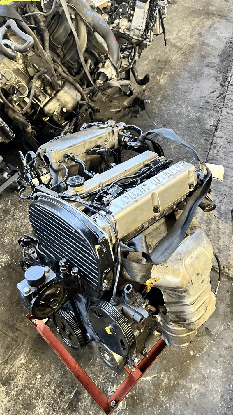2004 Kia MAGENTIS Used Engine