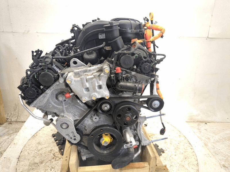 2019 CHRYSLER PACIFICA Engine